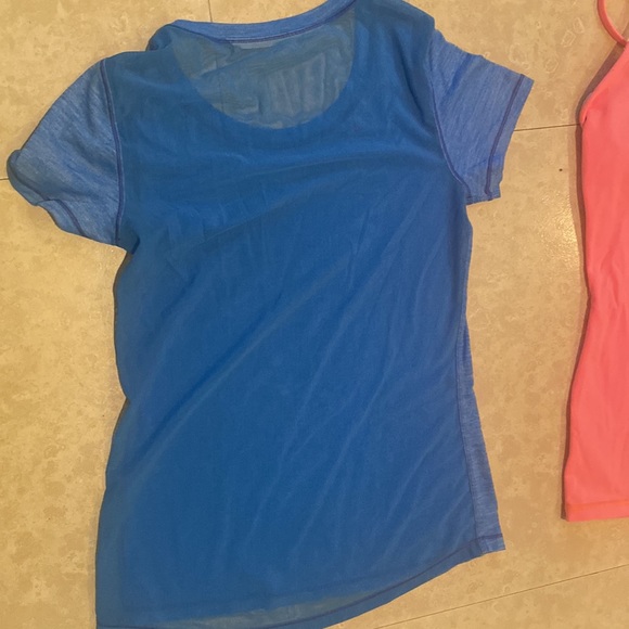 3 Lululemon tops! Amazing bundle 🥰 - Picture 7 of 10